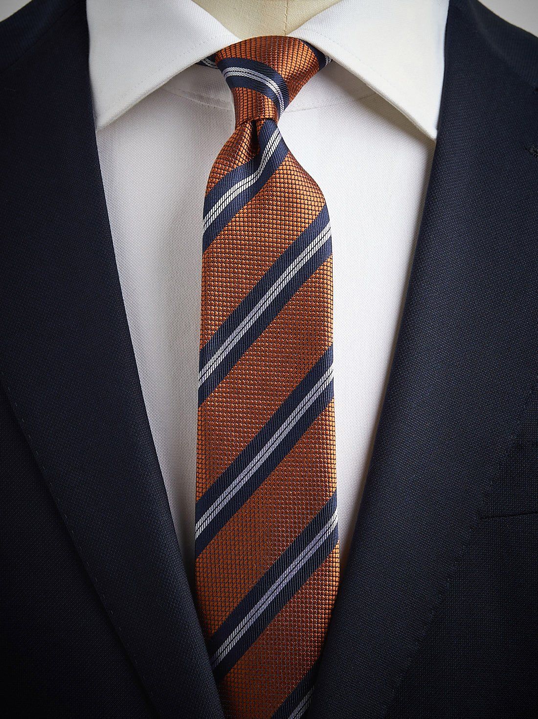 Orange Gestreifte Krawatte