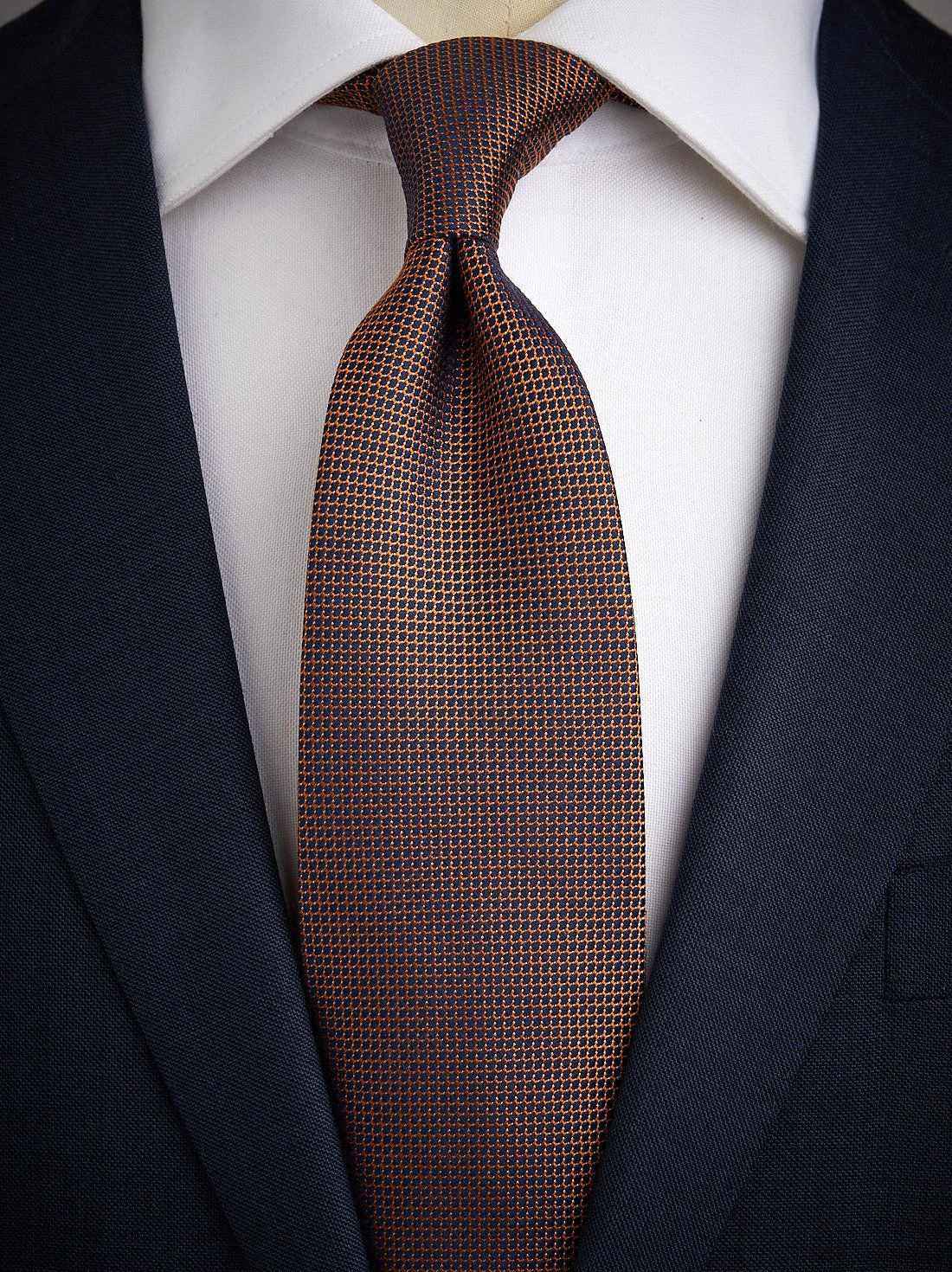 what does an orange bread tie mean