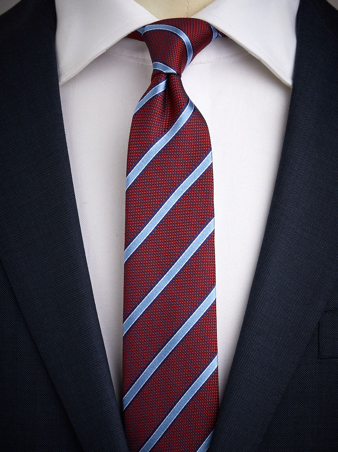 Burgunderrote Gestreifte Krawatte