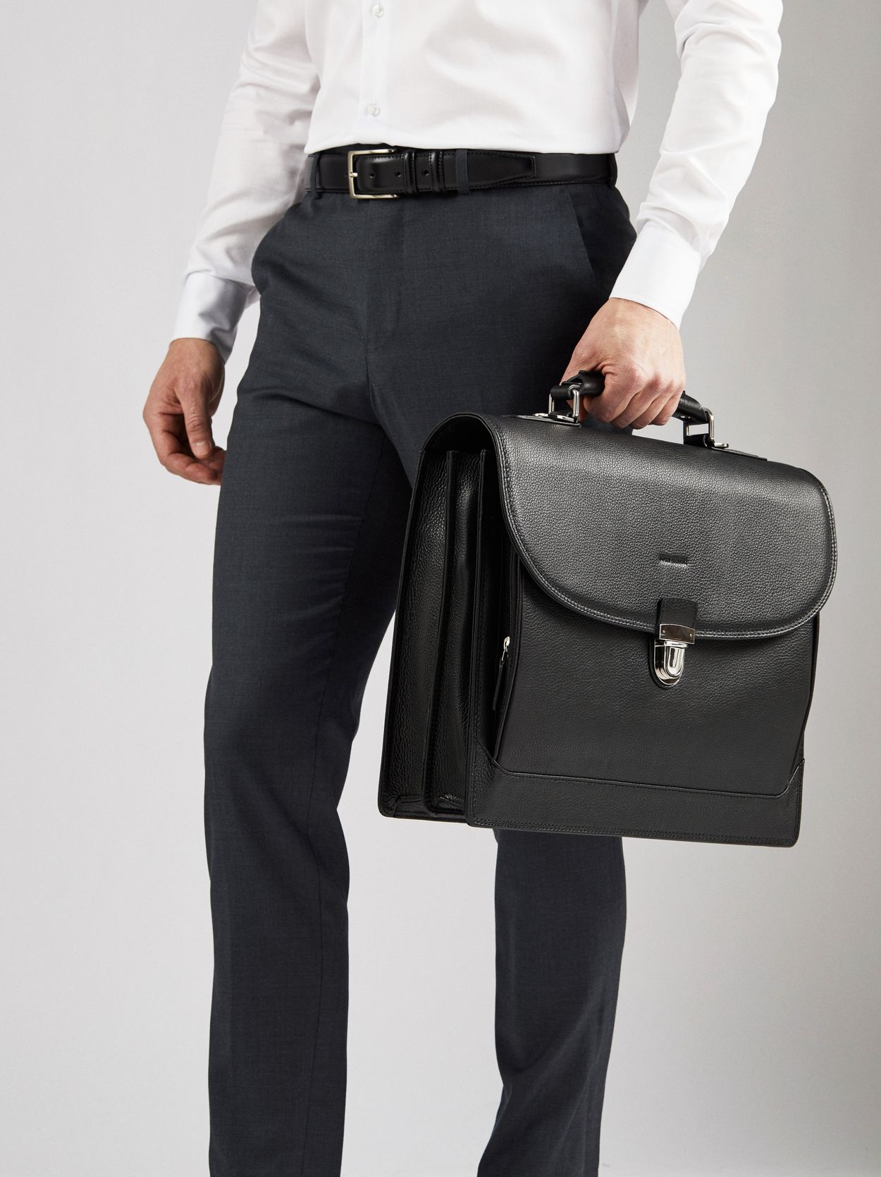 Briefcase Verona - Buy online | John Henric Briefcase Verona - Buy online | John Henric